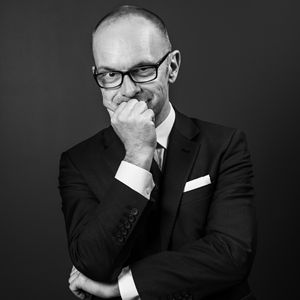 Simon Collins